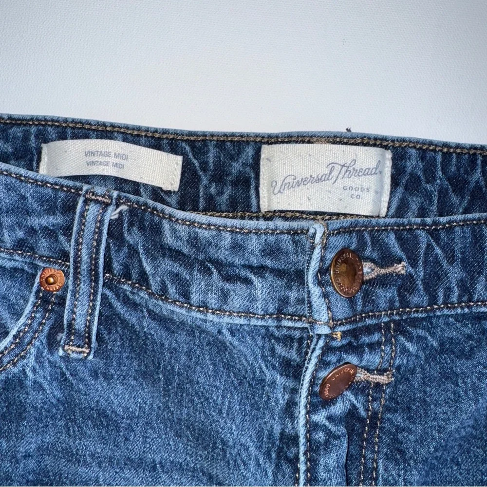 Universal Thread Vintage Midi 3
